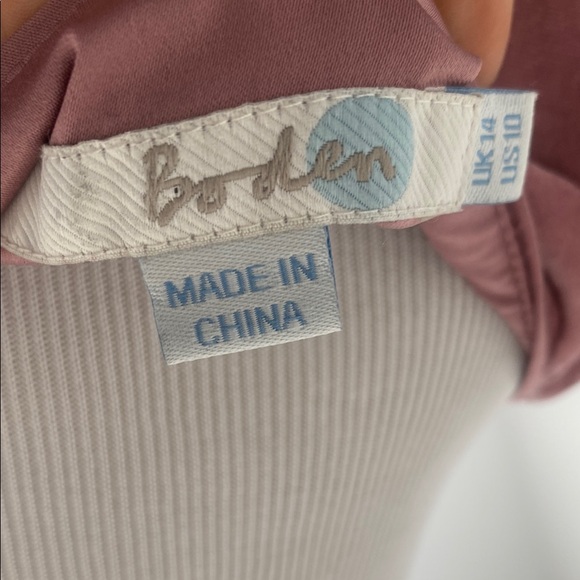 Elegant Mauve Wrap Dress - Picture 2 of 4